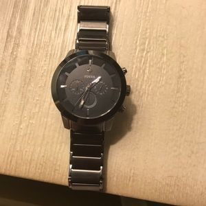 Like New. fossil FS4680.Min scratches  on the face